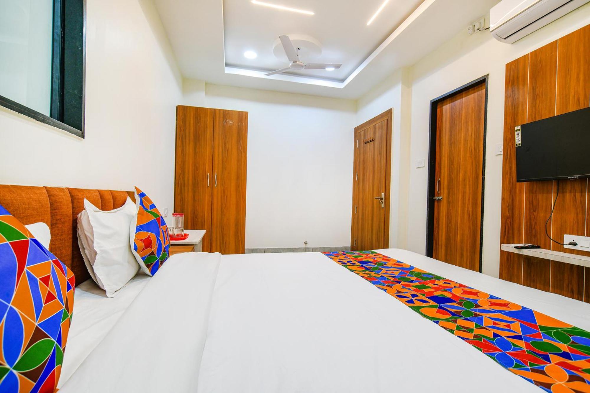 Fabhotel Shree Nakoda Paradise Уджайн Екстериор снимка